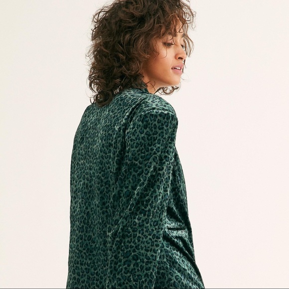 NWT Free People Velvet Cape - Picture 2 of 8